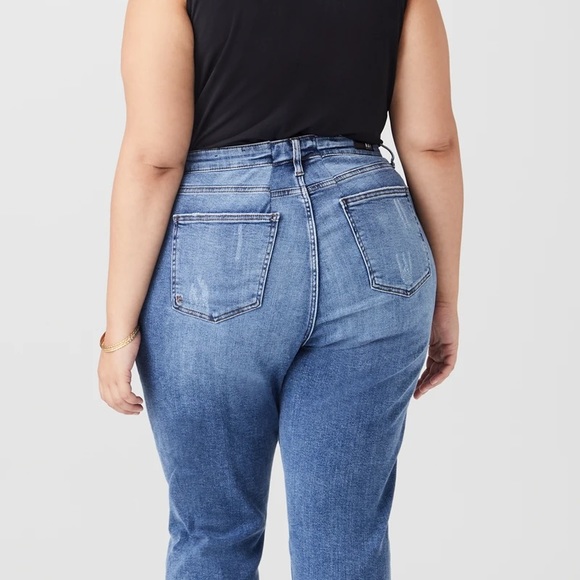 Women’s Jeans - Picture 2 of 6